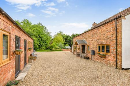 3 bedroom Detached house for sale in Croft Lane, Croft, PE24