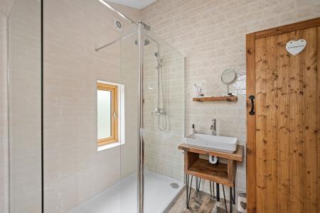 3 bedroom Detached house for sale in Croft Lane, Croft, PE24