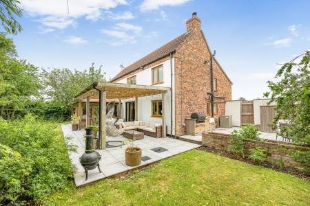 3 bedroom Detached house for sale in Croft Lane, Croft, PE24
