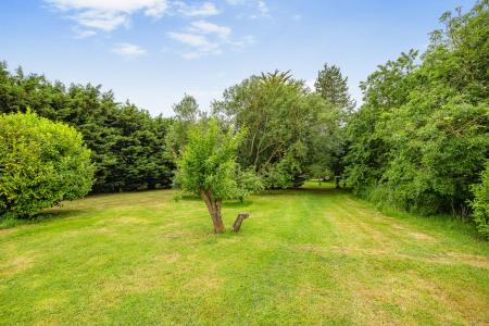 3 bedroom Detached house for sale in Croft Lane, Croft, PE24