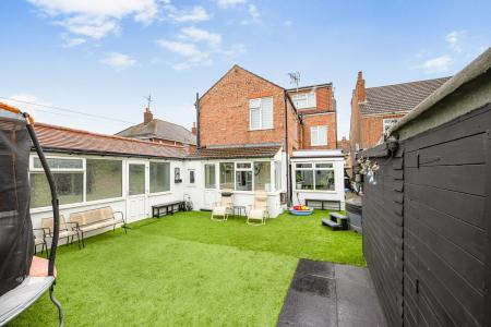7 bedroom Detached house for sale in 21 Sunningdale Drive, Skegness, PE25 1BB