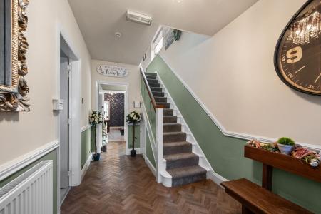 7 bedroom Detached house for sale in 21 Sunningdale Drive, Skegness, PE25 1BB