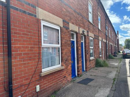 3 bedroom Terraced House to let in Cross Street, Skegness, PE25