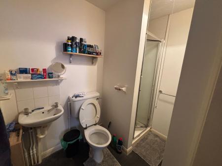 1 bedroom Flat to let in Burgh Road, Skegness, PE25