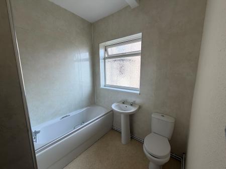 1 bedroom Flat to let in St. Andrews Drive, Skegness, PE25