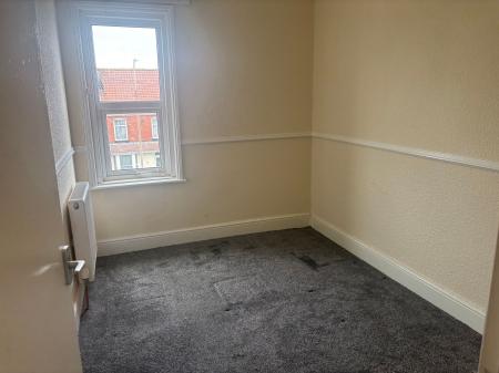 2 bedroom Flat to let in Wainfleet Road, Skegness, PE25