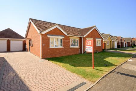 2 bedroom Semi-detached bungalow for sale in Blyton Road, Skegness, PE25