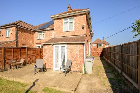 4 bedroom Semi-detached house for sale in Firbeck Avenue, Skegness, PE25