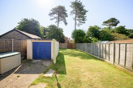 4 bedroom Semi-detached house for sale in Firbeck Avenue, Skegness, PE25