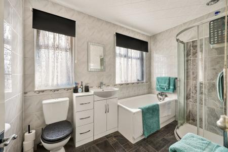 4 bedroom Semi-detached house for sale in Firbeck Avenue, Skegness, PE25