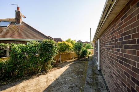 2 bedroom Detached bungalow for sale in Hesketh Crescent, Skegness, PE25