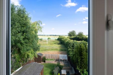 3 bedroom Semi-detached house for sale in Burgh Road, Friskney, PE22