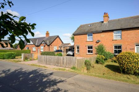 3 bedroom Semi-detached house for sale in Burgh Road, Friskney, PE22