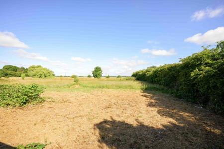3 bedroom Semi-detached house for sale in Burgh Road, Friskney, PE22