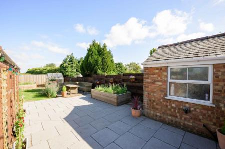 3 bedroom Semi-detached house for sale in Burgh Road, Friskney, PE22