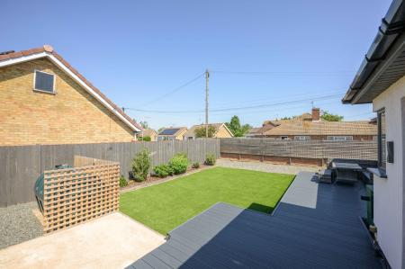 4 bedroom Detached bungalow for sale in St. Leonards Drive, Chapel St. Leonards, PE24