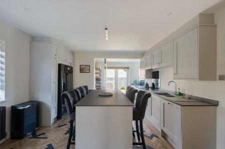 4 bedroom Detached bungalow for sale in St. Leonards Drive, Chapel St. Leonards, PE24