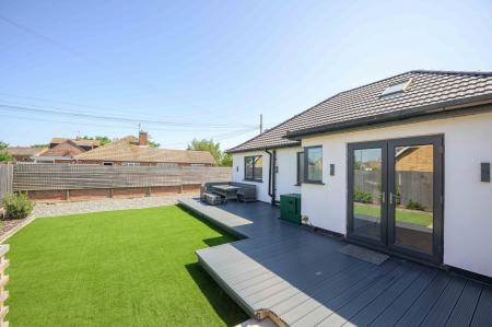 4 bedroom Detached bungalow for sale in St. Leonards Drive, Chapel St. Leonards, PE24