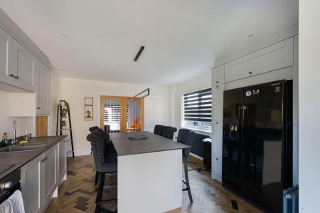 4 bedroom Detached bungalow for sale in St. Leonards Drive, Chapel St. Leonards, PE24
