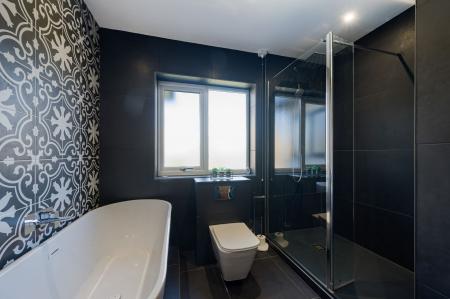 4 bedroom Detached bungalow for sale in St. Leonards Drive, Chapel St. Leonards, PE24