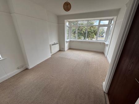1 bedroom Flat to let in Saxby Avenue, Skegness, PE25