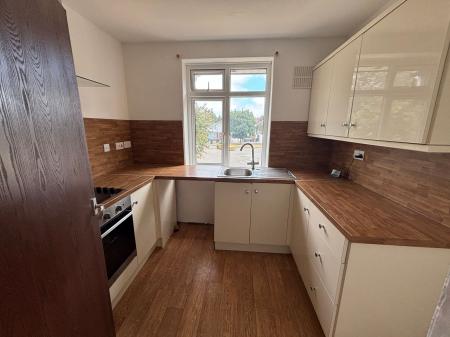 1 bedroom Flat to let in Saxby Avenue, Skegness, PE25