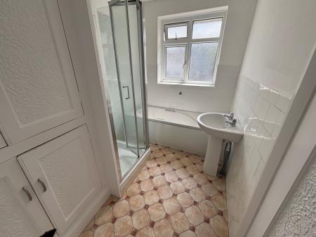 1 bedroom Flat to let in Saxby Avenue, Skegness, PE25