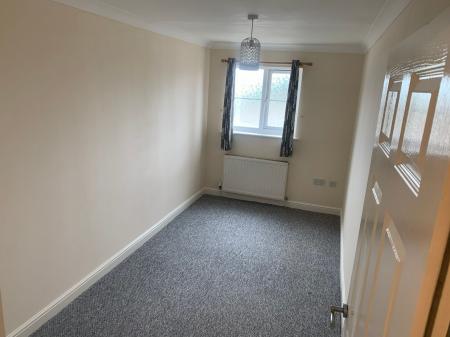 3 bedroom Flat to let in Keaton Close, Skegness, PE25
