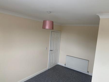 3 bedroom Flat to let in Keaton Close, Skegness, PE25