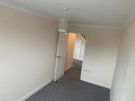 3 bedroom Flat to let in Keaton Close, Skegness, PE25