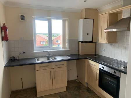 3 bedroom Flat to let in Keaton Close, Skegness, PE25