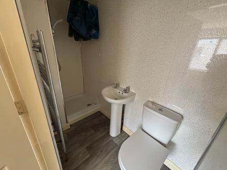 1 bedroom Flat to let in 2 Burgh Road, Skegness, PE25