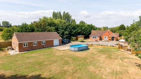 5 bedroom Detached bungalow for sale in Everingtons Lane, Skegness, PE25