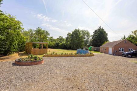 5 bedroom Detached bungalow for sale in Everingtons Lane, Skegness, PE25