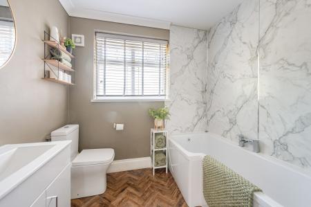 5 bedroom Detached bungalow for sale in Everingtons Lane, Skegness, PE25