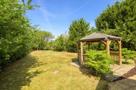 5 bedroom Detached bungalow for sale in Everingtons Lane, Skegness, PE25