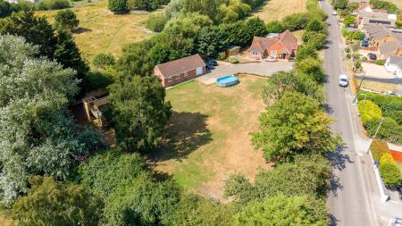 5 bedroom Detached bungalow for sale in Everingtons Lane, Skegness, PE25