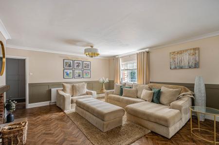 5 bedroom Detached bungalow for sale in Everingtons Lane, Skegness, PE25