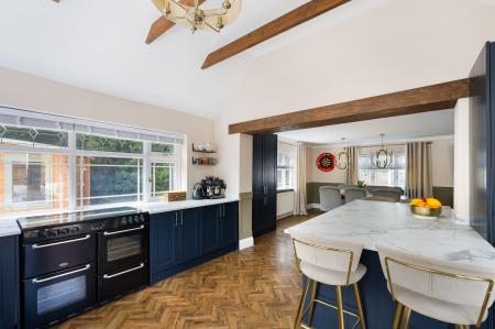5 bedroom Detached bungalow for sale in Everingtons Lane, Skegness, PE25