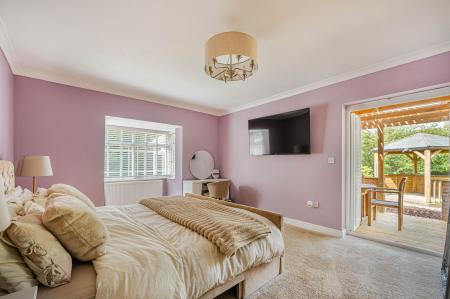 5 bedroom Detached bungalow for sale in Everingtons Lane, Skegness, PE25