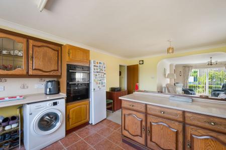 2 bedroom Detached bungalow for sale in St. Michaels Lane, Wainfleet St. Mary, PE24