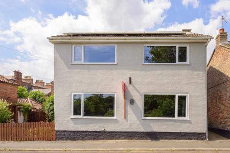 3 bedroom Detached house for sale in Mount Pleasant, Wainfleet, PE24