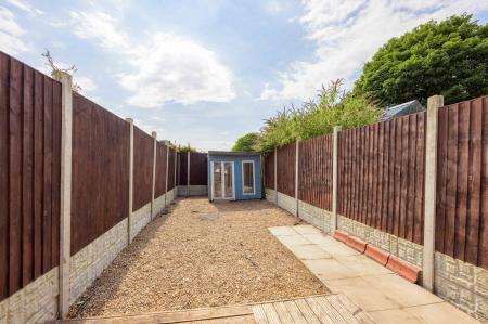 1 bedroom Semi-detached house for sale in High Street, Hogsthorpe, PE24
