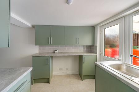 1 bedroom Semi-detached house for sale in High Street, Hogsthorpe, PE24