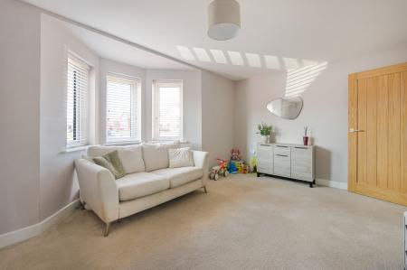 4 bedroom End of terrace house for sale in Greenland Square, Skegness, PE25