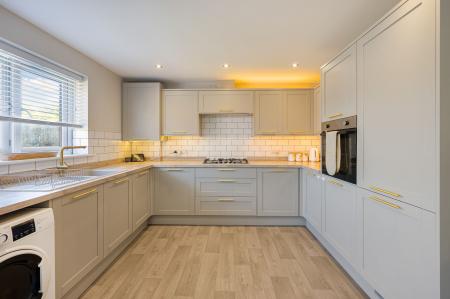 4 bedroom End of terrace house for sale in Greenland Square, Skegness, PE25