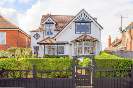 3 bedroom Detached house for sale in Trafalgar Avenue, Skegness, PE25