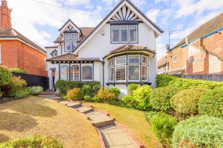 3 bedroom Detached house for sale in Trafalgar Avenue, Skegness, PE25