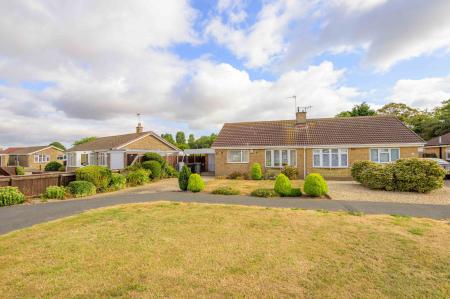 2 bedroom Semi-detached bungalow for sale in Wentworth Close, Skegness, PE25