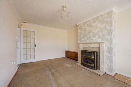 2 bedroom Semi-detached bungalow for sale in Wentworth Close, Skegness, PE25